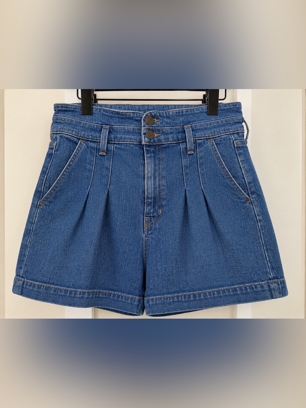 Veronica Beard  Blue Denim Pleated Women’s Shorts